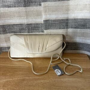 Jessica McClintock Champagne Clutch‎